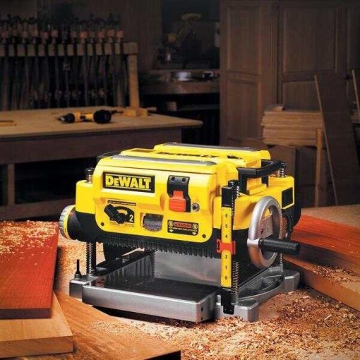 DEWALT 13∩∩ Three Knife Two-Speed Thickness Planer - DW735 - Image 3