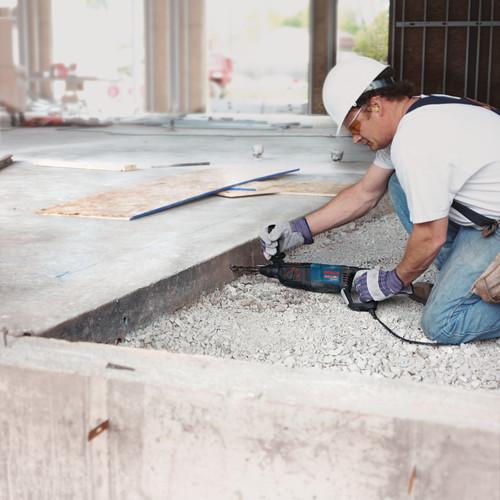 Bosch 11255VSR 1 in. SDS-plus D-Handle Bulldog Xtreme Rotary Hammer - Image 4