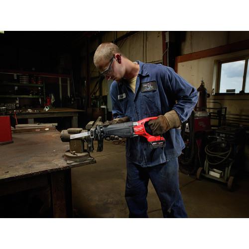 Factory Reconditioned Milwaukee 2720-82 M18 FUEL Cordless Sawzall Reciprocating Saw with 2 REDLITHIUM Batteries - Image 4