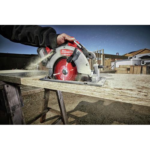 Factory Reconditioned Milwaukee 2732-80 M18 FUEL 7-1/4 in. Circular Saw (Tool Only) - Image 4