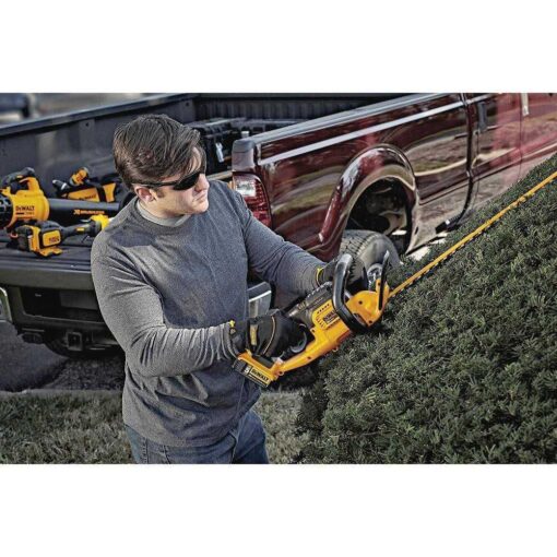 DEWALT 20V MAX Hedge Trimmer DCHT820B - Image 2