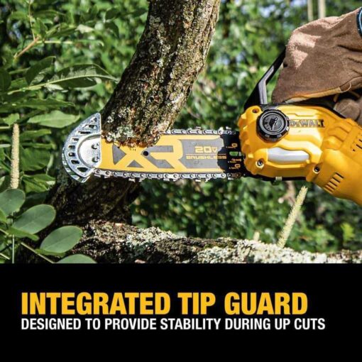 DEWALT 20V MAX 8-in. Brushless Cordless Pruning Chainsaw DCCS623B - Image 2