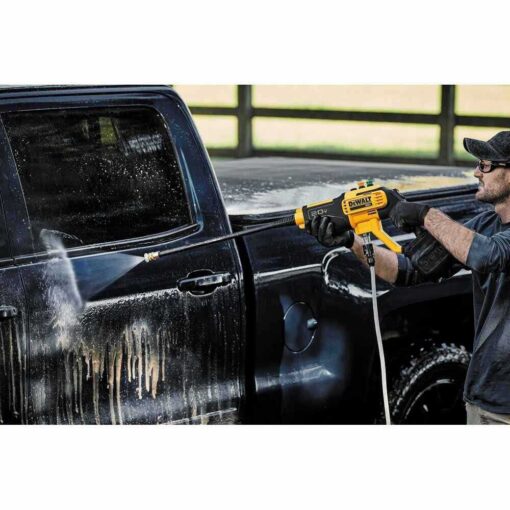 DEWALT 20V MAX 550 PSI Cordless Power Cleaner DCPW550B - Image 3