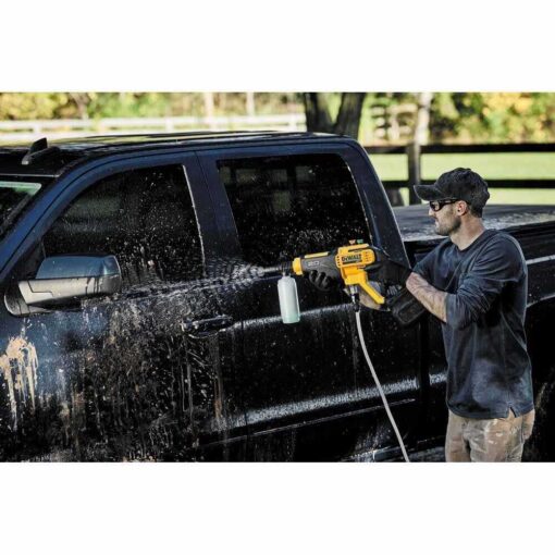 DEWALT 20V MAX 550 PSI Cordless Power Cleaner DCPW550B - Image 5