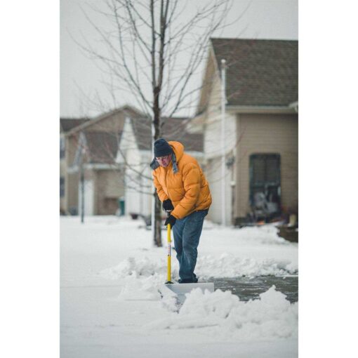 The Snowplow Poly Snow Pusher 48 - Image 4