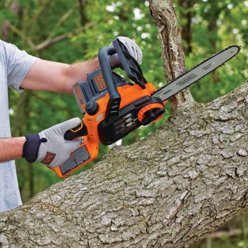 Black & Decker LCS1020 Chainsaw - Image 3