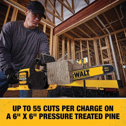 DEWALT FLEXVOLT 60V MAX* Brushless Chainsaw Kit - Image 4