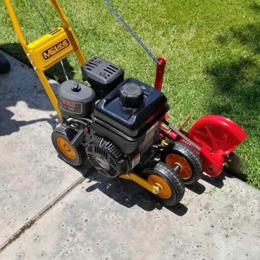 McLane 101-5.5GT-7 Gas Powered Lawn Edger - Image 3