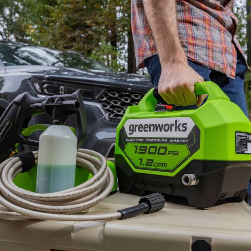 Greenworks 1900 PSI 1.2 GPM Electric Pressure Washer Combo Kit - Image 5
