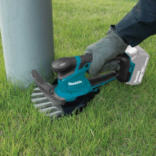 Makita 18V LXT Cordless Lithium-Ion Grass Shear with Hedge Trimmer Blade - XMU04ZX - Image 2