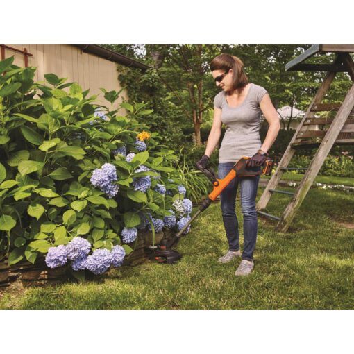 BLACK+DECKER LSTE525 20V MAX Lithium-Ion 2 Battery Cordless String Trimmer / Edger - Image 2