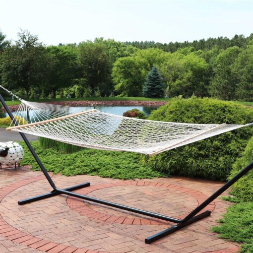 Sunnydaze 2-Person Cotton Rope Hammock with Spreader Bars - Image 5