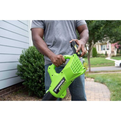 Greenworks 60V Cordless 13 String Trimmer 125 MPH 450 CFM Leaf Blower Combo Battery & Charger - Image 4