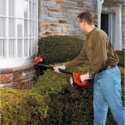 BLACK+DECKER 20V MAX Cordless Pole Hedge Trimmer - Image 5