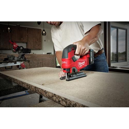 Milwaukee 2737-21 M18 FUEL D-Handle Jig Saw Kit - Image 5