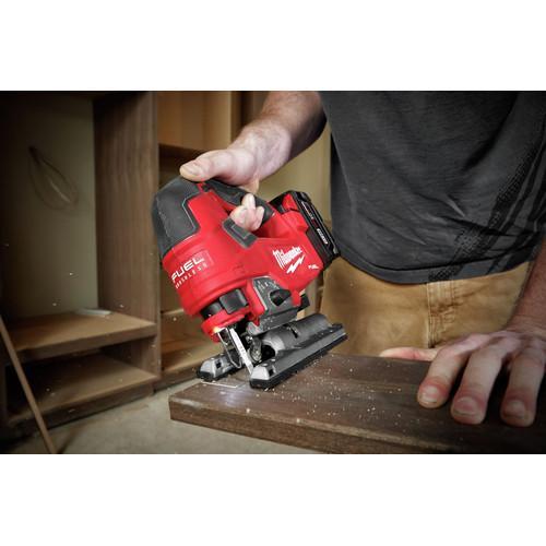 Milwaukee 2737-21 M18 FUEL D-Handle Jig Saw Kit - Image 8