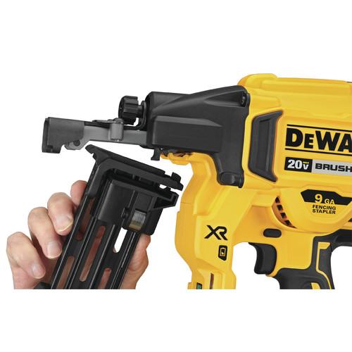 DEWALT 20V MAX XR 9GA Fencing Stapler Kit with (2) 5 Ah Li-Ion Batteries - DCFS950P2 - Image 12