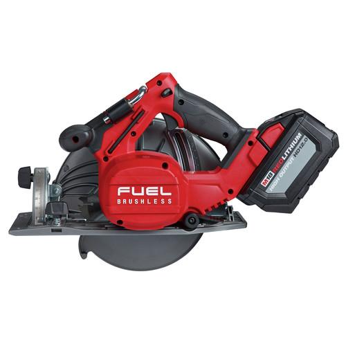 Milwaukee 2732-21HD M18 FUEL 7-1/4 in. Circular Saw Kit - Image 4