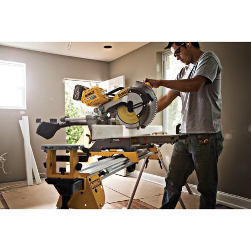 Factory Reconditioned DEWALT MAX FlexVolt Cordless Lithium-Ion 12 in. Dual Bevel Sliding Compound Miter Saw Kit with Batteries and Adapter - DHS790AT2R - Image 4