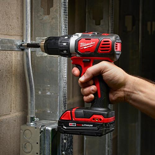 Milwaukee 2606-22CT M18 Lithium-Ion 1/2 in. Cordless Drill Driver Kit (1.5 Ah) - Image 7