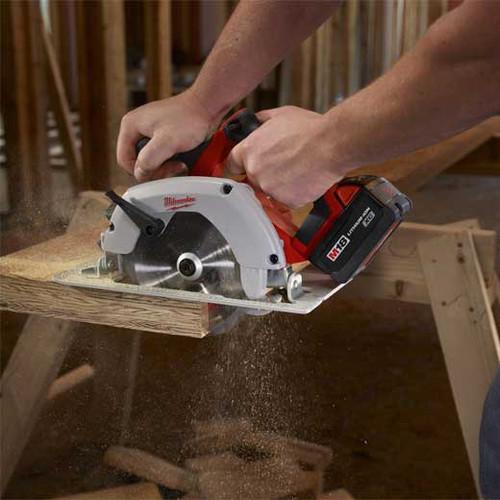 Milwaukee 2630-22 M18 18V Cordless Lithium-Ion 6-1/2 in. Circular Saw - Image 3