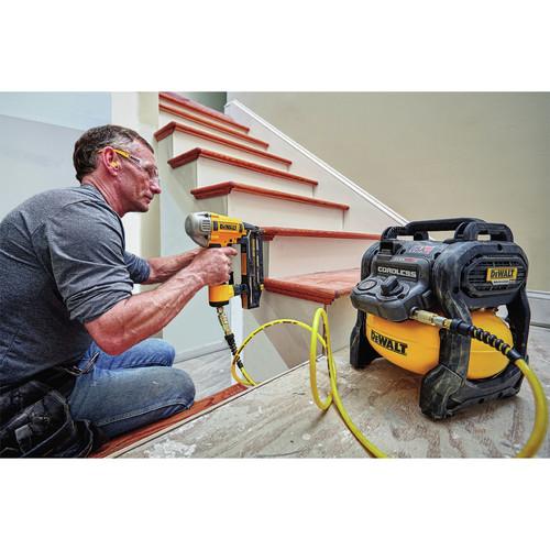 DEWALT FlexVolt 60V MAX 2.5 Gal. Cordless Air Compressor Kit - DCC2560T1 - Image 15