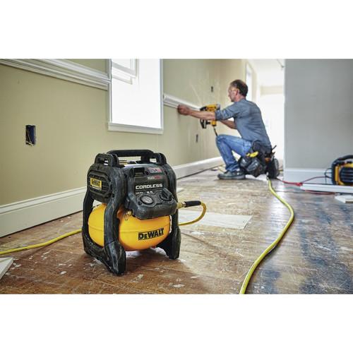DEWALT FlexVolt 60V MAX 2.5 Gal. Cordless Air Compressor Kit - DCC2560T1 - Image 21