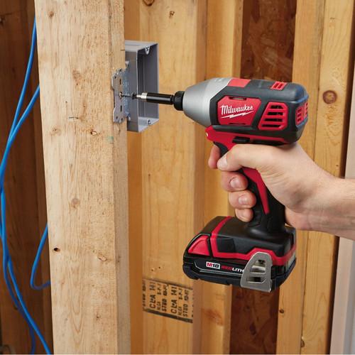 Milwaukee 2656-22CT M18 Lithium-Ion 1/4 in. Hex Compact Impact Driver Kit (1.5 Ah) - Image 5