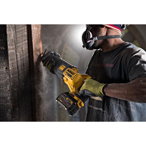 DEWALT FlexVolt 60V MAX Cordless Lithium-Ion Reciprocating Saw Kit with Battery - DCS388T1 - Image 6