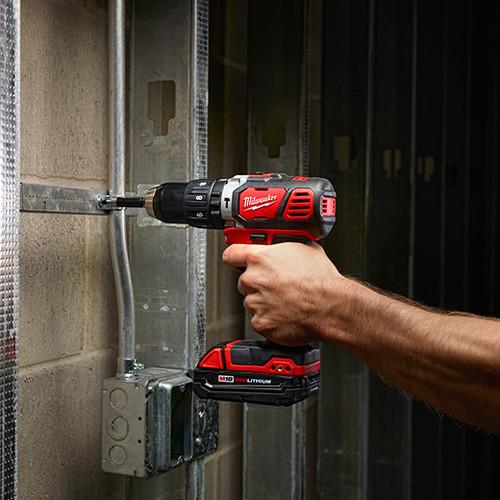 Milwaukee 2607-22CT M18 Lithium-Ion 1/2 in. Cordless Hammer Drill Driver Kit (2 Ah) - Image 8