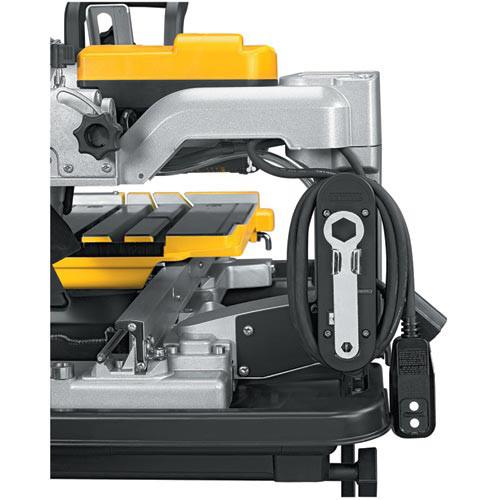DEWALT 10 in. Wet Tile Saw with Stand - D24000S - Image 10
