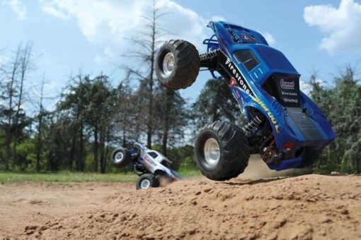Bigfoot: 1/10 Scale Ready-to-Race Monster Truck with Tq 2.4Ghz Radio System, Blue - Image 7