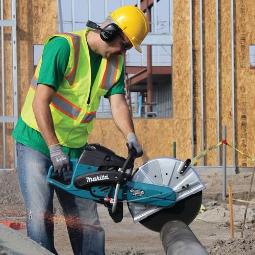 Makita 16 in. Gas 81cc Power Cutter - EK8100 - Image 2