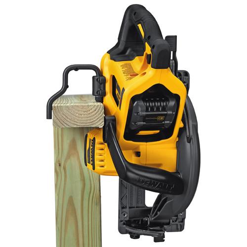 DEWALT FLEXVOLT 60V MAX 6.0Ah 7-1/4 in. Worm Drive Style Saw Kit - DCS577T1 - Image 4