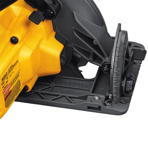 DEWALT FLEXVOLT 60V MAX 6.0Ah 7-1/4 in. Worm Drive Style Saw Kit - DCS577T1 - Image 9
