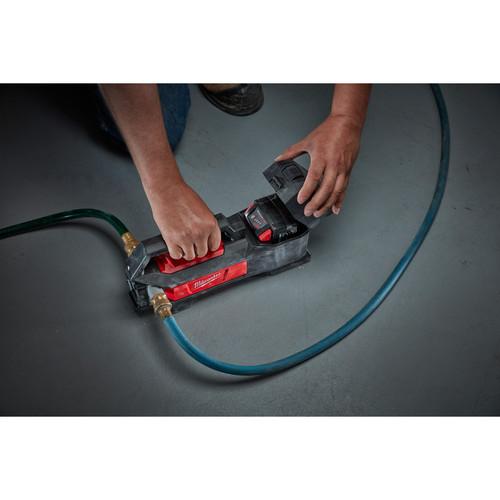 Milwaukee 2771-21 18V 3.0 Ah Cordless Lithium-Ion Transfer Pump Kit - Image 9
