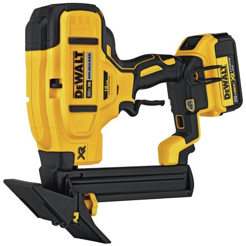DEWALT 20V MAX XR 18 Gauge Cordless Framing Stapler - DCN682M1 - Image 3