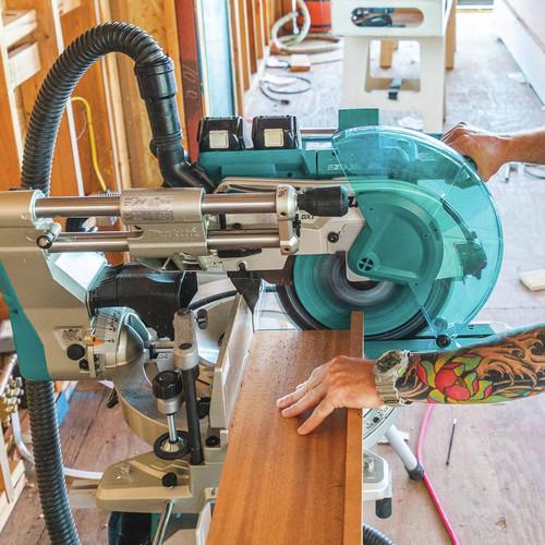 Makita 18V X2 LXT Lithium-Ion (36V) Brushless Cordless 12 in. Dual-Bevel Sliding Compound Miter Saw Kit with Laser (5 Ah) - XSL07PT - Image 25