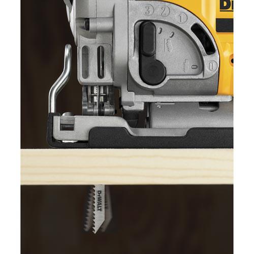 DEWALT 20V MAX XR Lithium-Ion Jigsaw Kit - DCS331M1 - Image 7