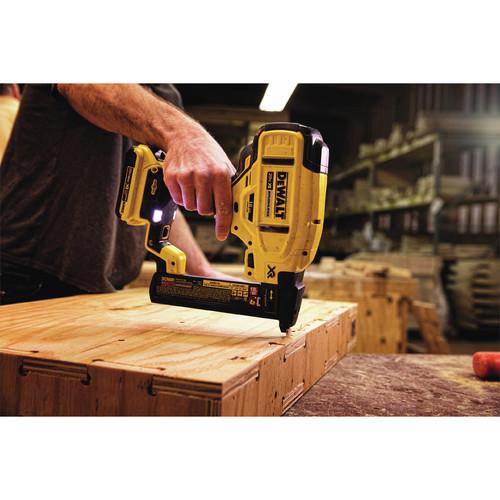 DEWALT 20V MAX Cordless Lithium-Ion 18 Gauge Narrow Crown Stapler Kit - DCN681D1 - Image 16