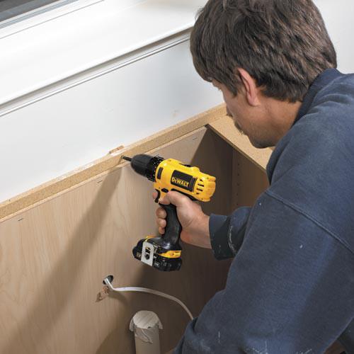 DEWALT 12V MAX Lithium-Ion 3/8 in. Cordless Drill Driver Kit with Keyless Chuck (1.5 Ah) - DCD710S2 - Image 8