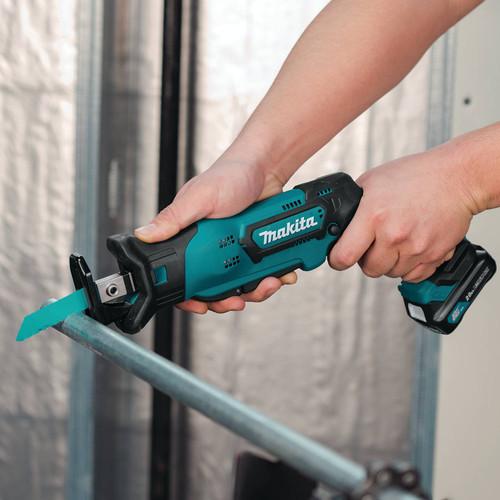 Makita 12V MAX CXT 2.0 Ah Cordless Lithium-Ion Reciprocating Saw Kit - RJ03R1 - Image 3
