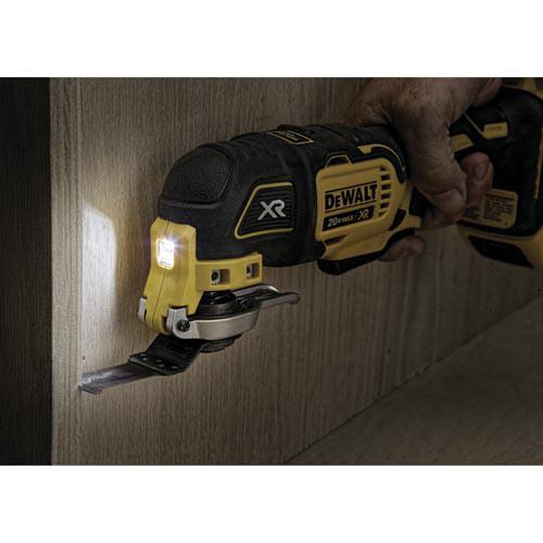 DEWALT 20V MAX XR Lithium-Ion Brushless Oscillating Multi-Tool Kit - DCS355D1 - Image 12