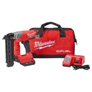 Factory Reconditioned Milwaukee 2740-81CT M18 FUEL Cordless Lithium-Ion 18-Gauge Brushless Brad Nailer Kit