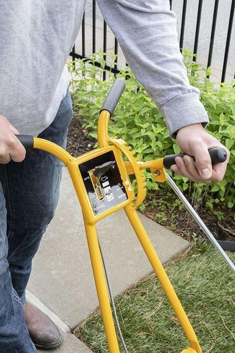 101-5.5GT-7Gas Powered Lawn Edger, 5.50 Gross Torque/3.5 HP B&S Engine 7" Wheels - Image 4