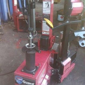 COATS PROGUARD LEVERLESS TIRE CHANGER with WHEEL LI’ – NO TOUCH MACHINE