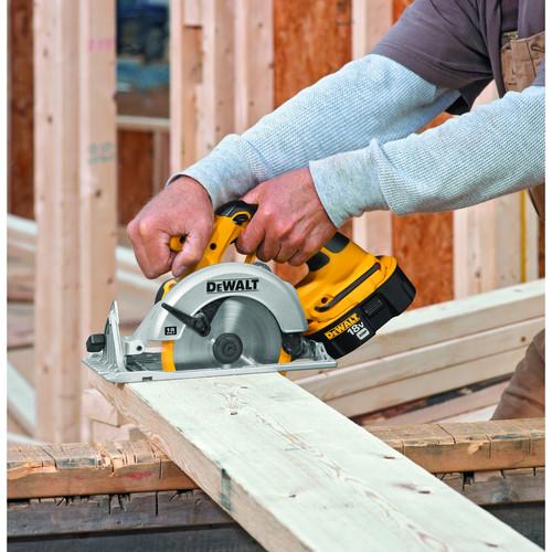 DEWALT 18V XRP Cordless 6-1/2 in. Circular Saw with 2 Batteries - DC390-2 - Image 6