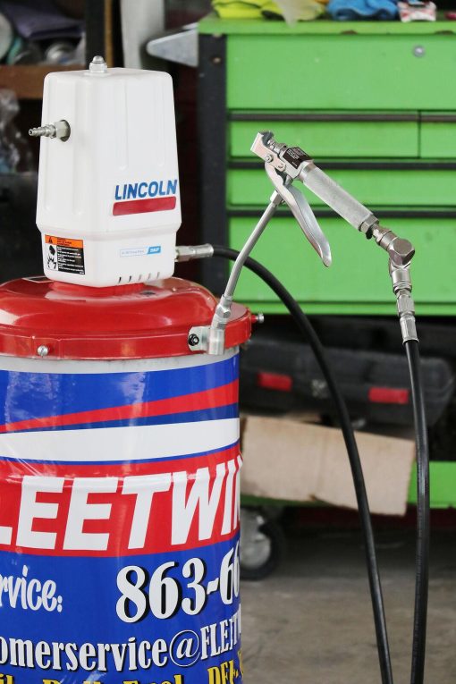 Lincoln 917 High Pressure 50:1 Pneumatic Air Operated 120 lb. Drum Barrel Pump - Image 2