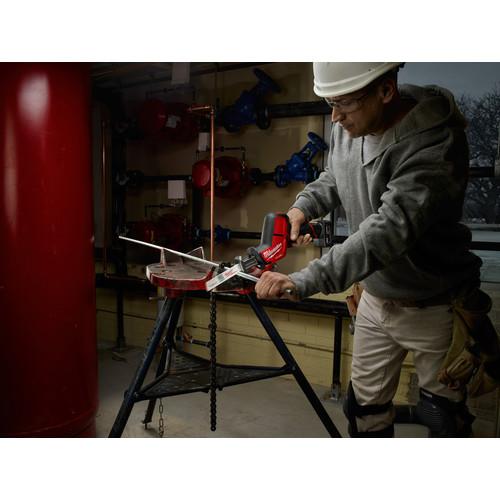 Milwaukee 2520-21XC M12 FUEL Cordless HACKZALL Reciprocating Saw Kit with XC Battery - Image 8