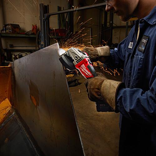 Milwaukee 2781-20 M18 FUEL Lithium-Ion 4-1/2 in. – 5 in. Slide Switch Grinder with Lock-On (Tool Only) - Image 2